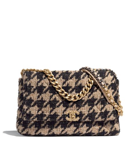 Small <b>Chanel</b> Handbag <b>Flap</b> Black. . Chanel tweed flap bag